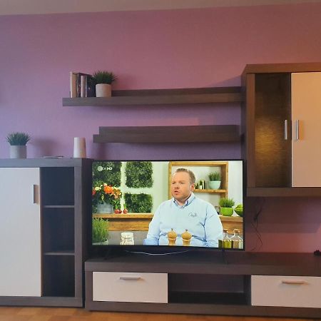 Penthouse "Marc Aurel" - Greatview, Wifi & Netflix Apartment Schweinfurt Luaran gambar