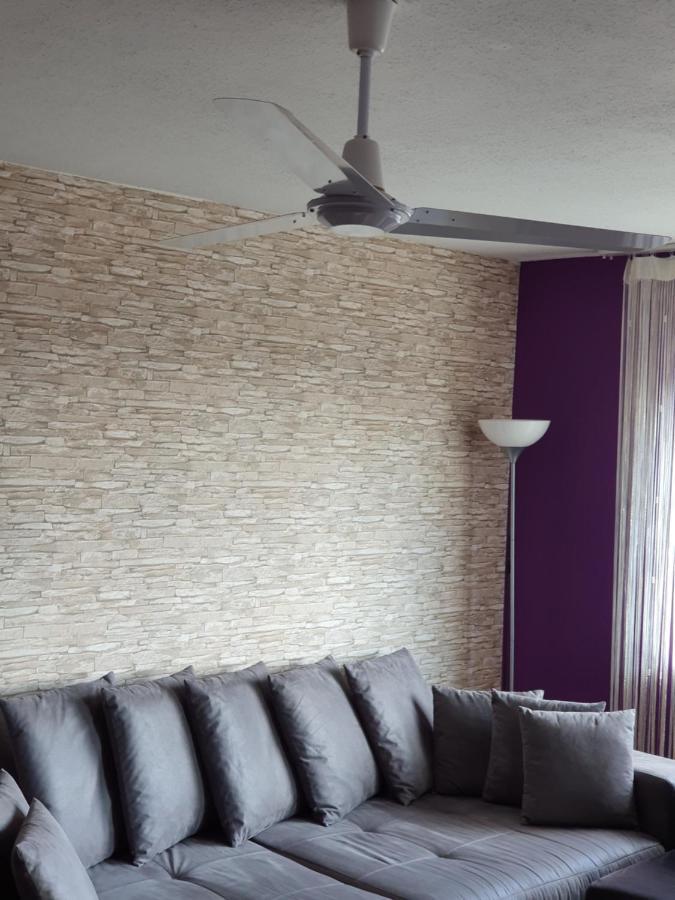 Penthouse "Marc Aurel" - Greatview, Wifi & Netflix Apartment Schweinfurt Luaran gambar